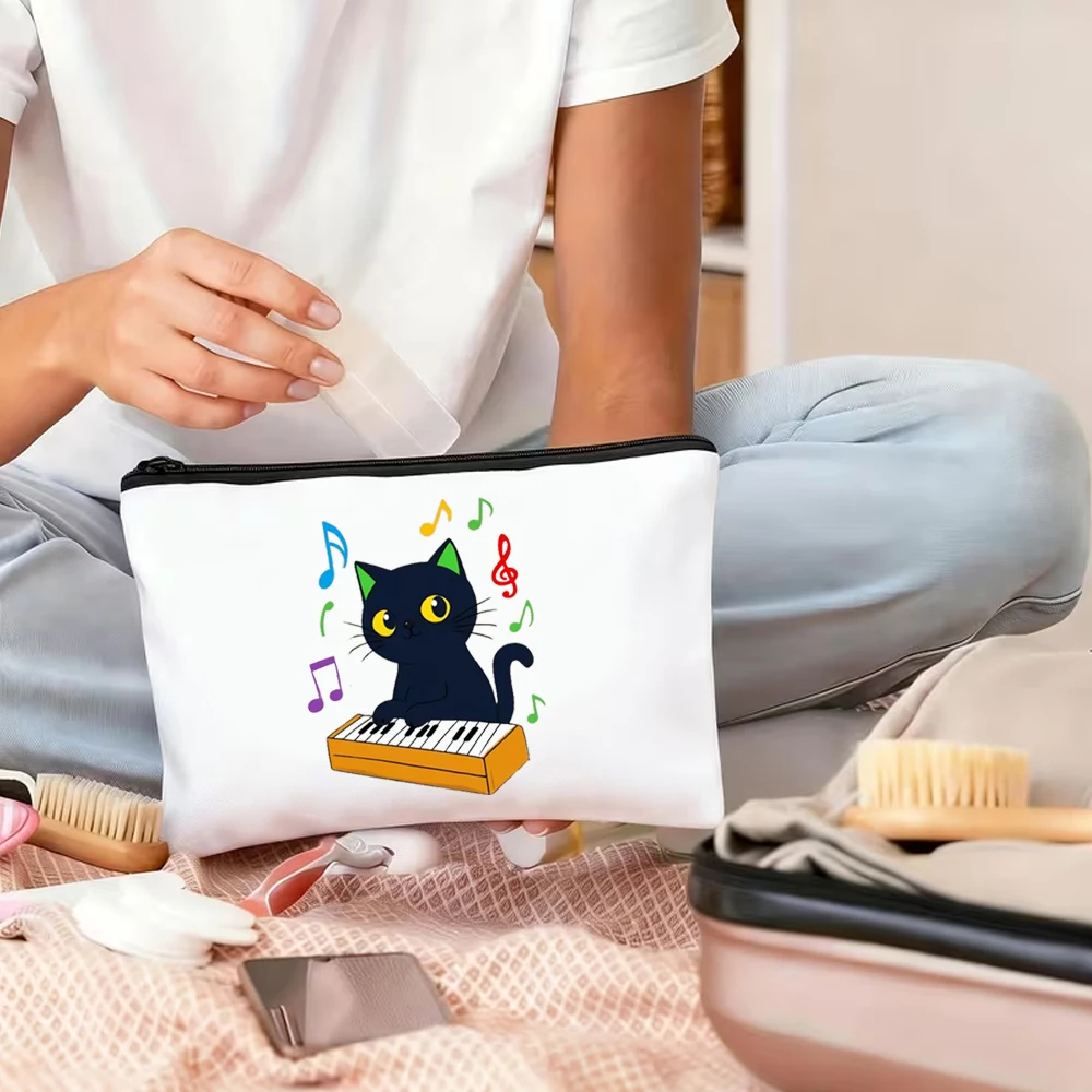 Cosmetic Bag with a Cat Playing Keyboard Pattern, Suitable for Daily Use, Storage, and Travel, Reusable Toiletry Bag, Makeup Bag.
