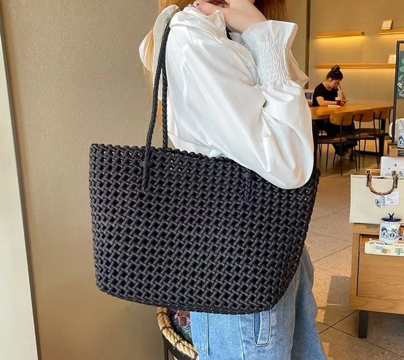

Fashion Casual Woven Shoulder Bags Black Designer Weave Handbag Luxury Tote Purse Hollow Out Lady Bag