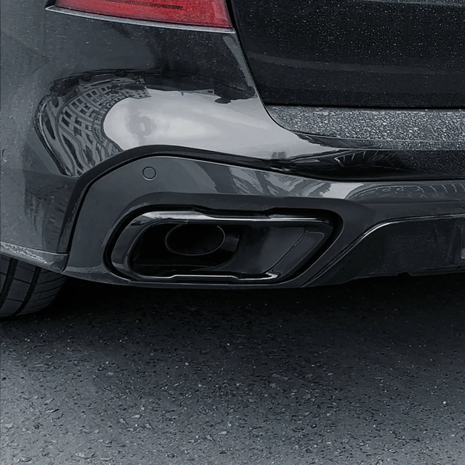 Black Muffler Tip Covers for BMW X5 X6 X7 G05 G06 G07 2019-2023