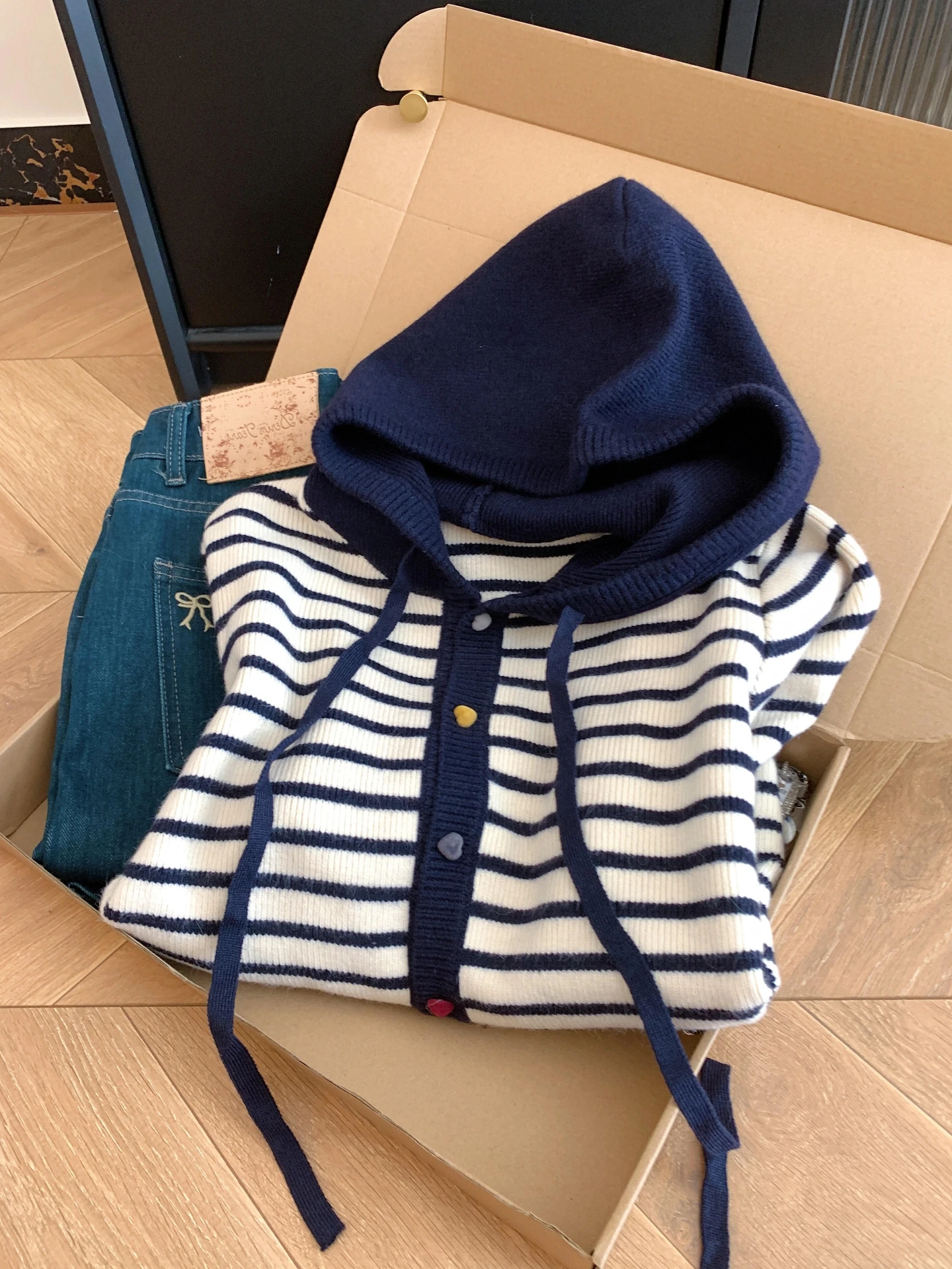 

Women's Striped Hoodie Cardigan Sweater Vintage 2000s Y2k Jumper Knitwear Long Sleeves Sweatshits Cashmere Sweater Autumn 2025