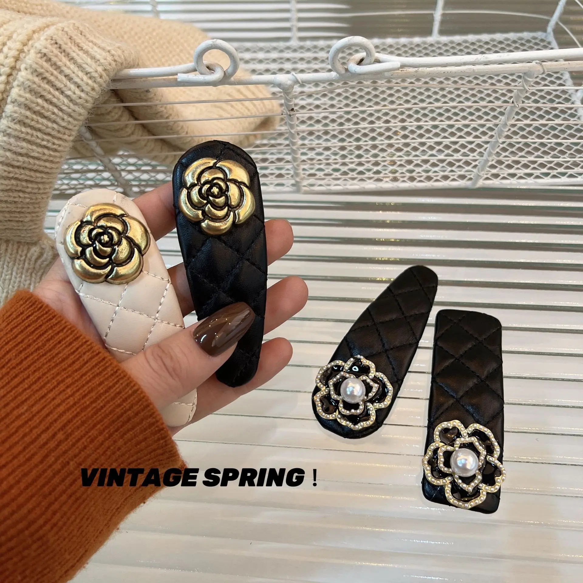 Nowe PU skórzane kamelia spinki do włosów Vintage Bowknot szpilka śliczne dziewczyny Barrettes moda boczne klipsy geometryczne proste Plaid klip