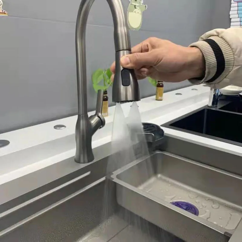 Imagem -04 - Torneira de Cozinha Moderna com Luz Pia de Cozinha Flow Rotação de 360 ° Pulverizador Flexível Alto Luxo
