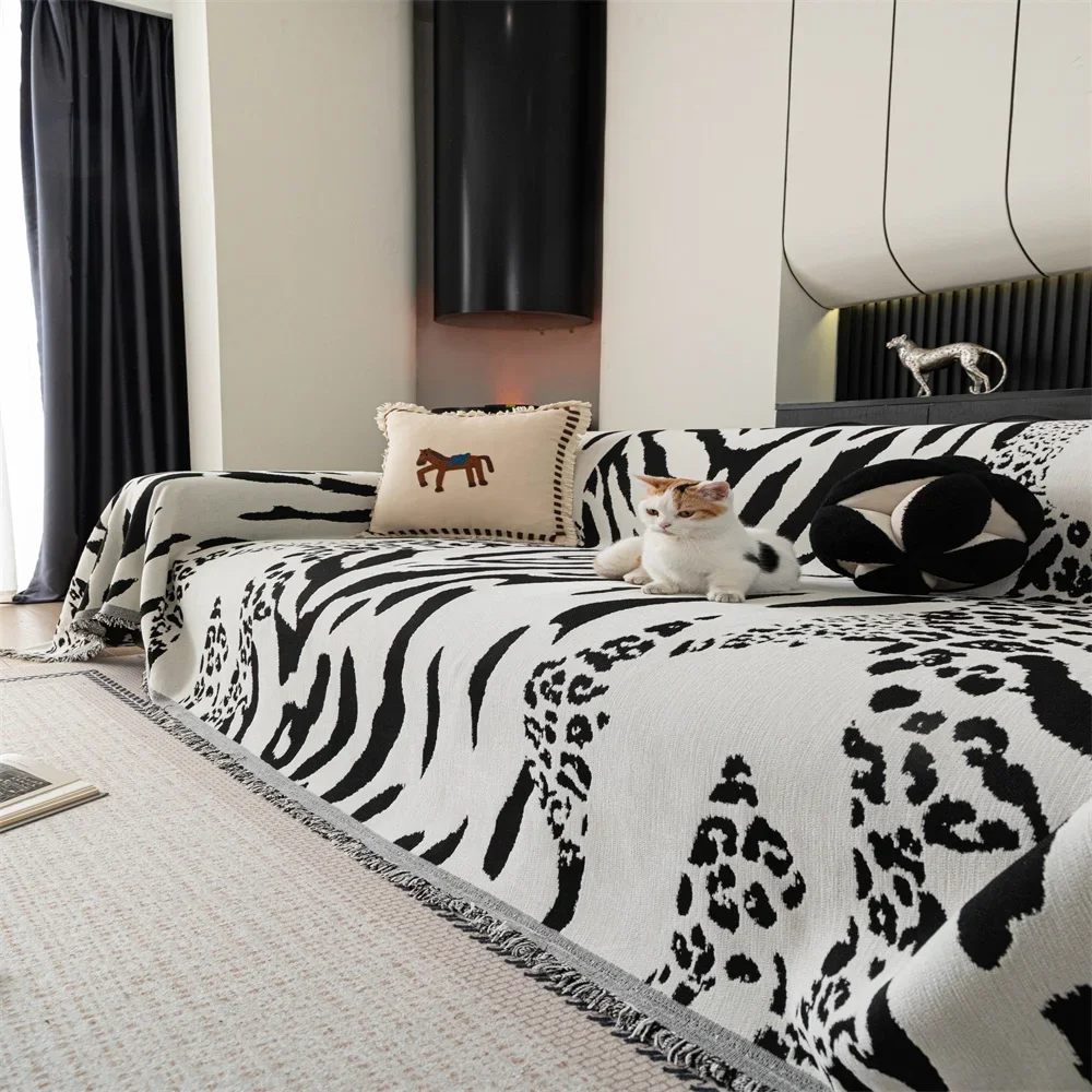 2026 Retro French Style Light Luxury Sofa Cover Universal Non-Slip All-Season Fabric High-Quality Sofa Slipcover Anti-Cat