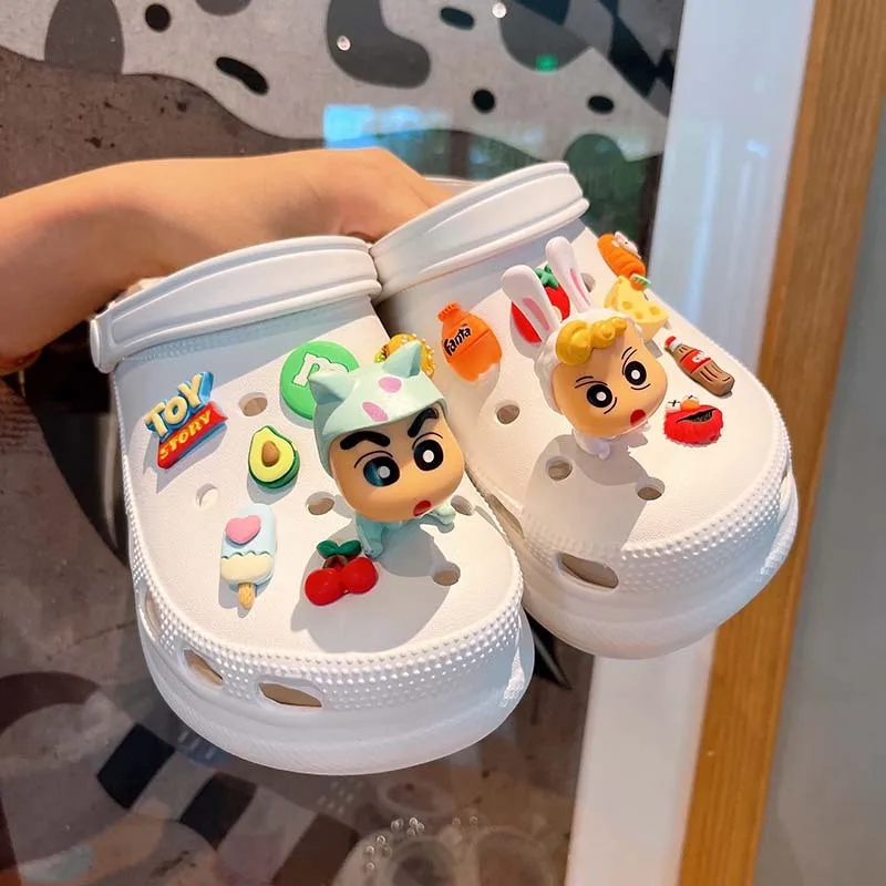 Miniso 3D Resin Cartoon Animeset Shoe Charms Cute Shoes Decoration For Clog Sandals Different Girls Boys For Gift Party Birthday