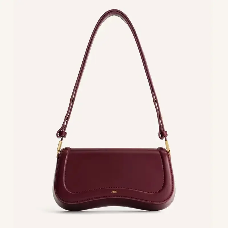 minimalist-fashionable-vintage-diaper-bag-for-women-elegant-designer-leather-large-capacity-luxury-stylish-bag