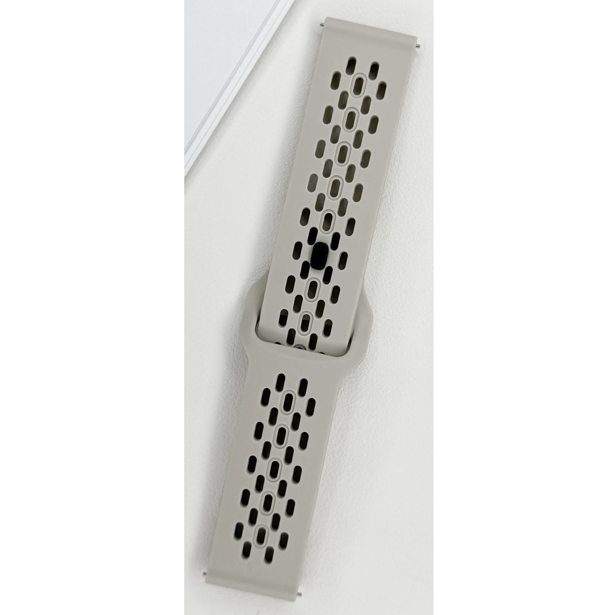 สายซิลิโคนขนาด 18 มม. 20 มม. 22 มม. สำหรับนาฬิกา Garmin Forerunner 265 255 245 255S 265S 245M 645 645M 55 158 165 Music 970 570 42 มม. 47 มม.