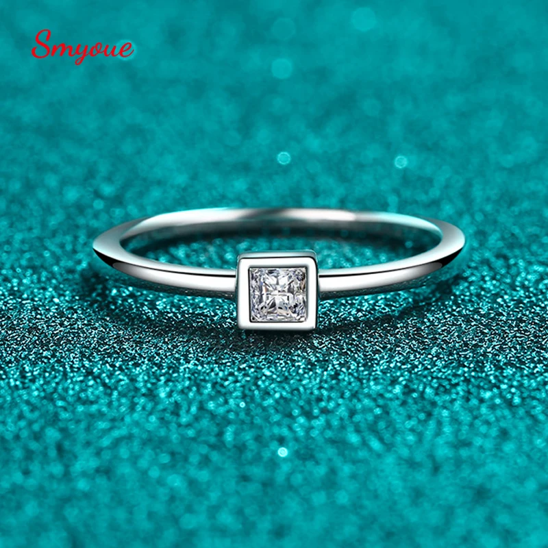 Smyoue 0.3CT 3*3MM Princess Cut Moissanite Rings for Women 100% Sterling Silver 925 Plated 18k Party Classic Jewelry Wholesale