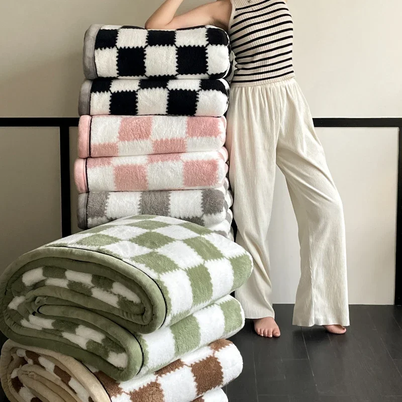 Checkerboard Grade A Half Side Fleece Warmth Blanket Spring Autumn Keep Warm Sofa Blankets for Throw Soft Napping Shawl Blanket