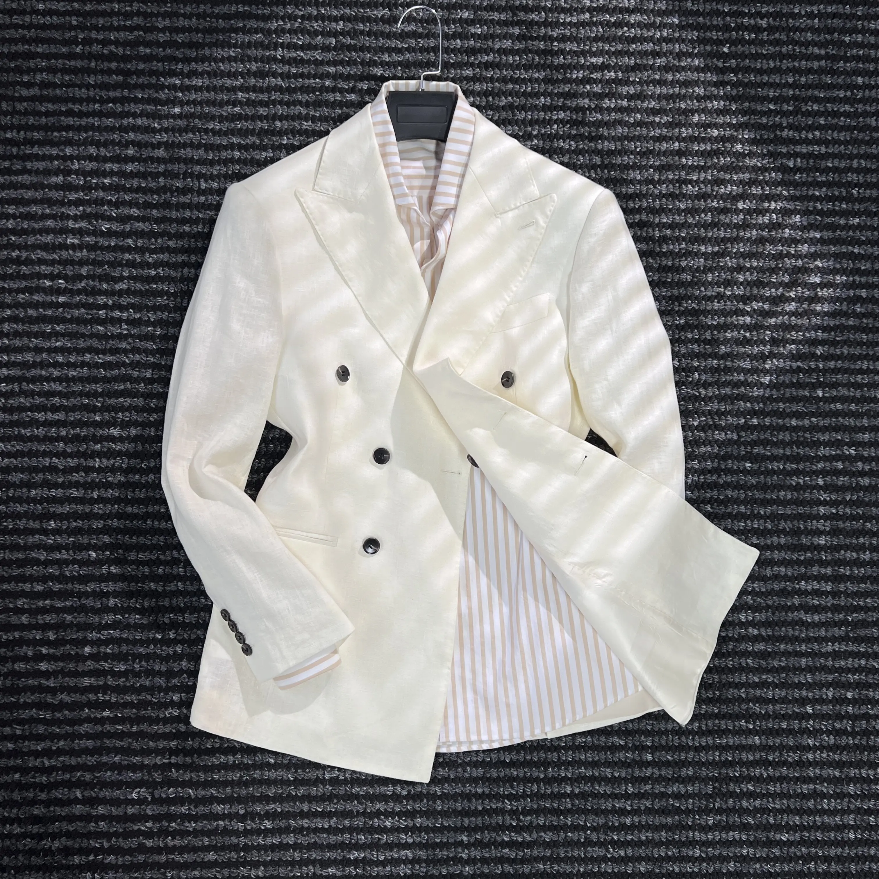 

Haute couture unstructured 100% linen top luxury suit gentleman elegant suit