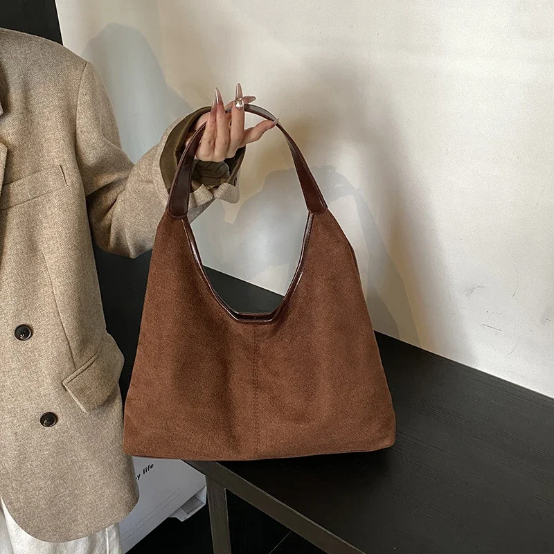 

Autumn/Winter Matte Large Capacity Bag for Women 2024 New Retro Leisure Versatile Underarm Single Shoulder Tote Bag Paquete Tote