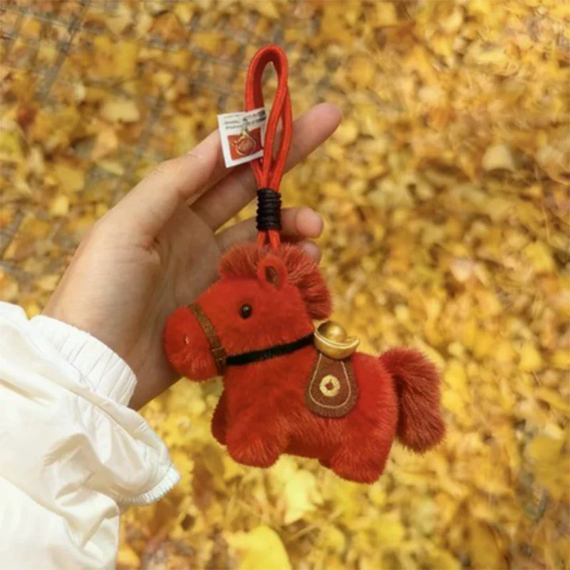 พวงกุญแจรูปม้าปีใหม่พร้อมเชือกแขวน