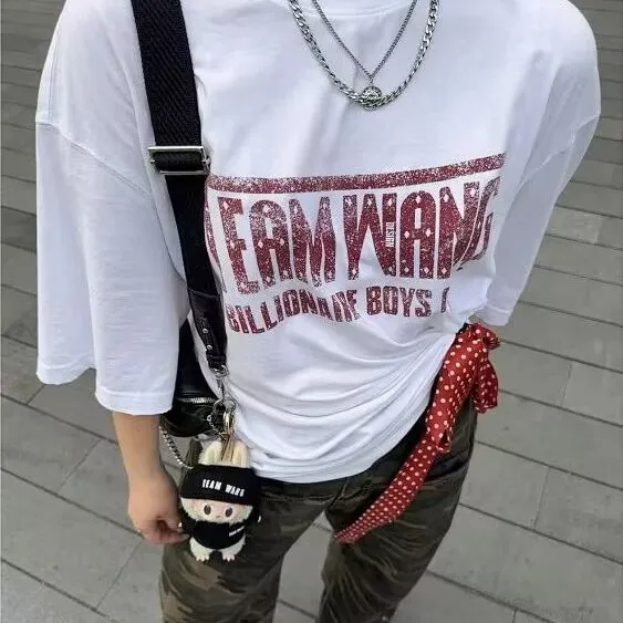 

Футболка с круглым вырезом и принтом Wang Ji Ge American BBC Collaborative Waed out Letter Print Phileas Fogg ex round Ne ort Sve T-irt Tee