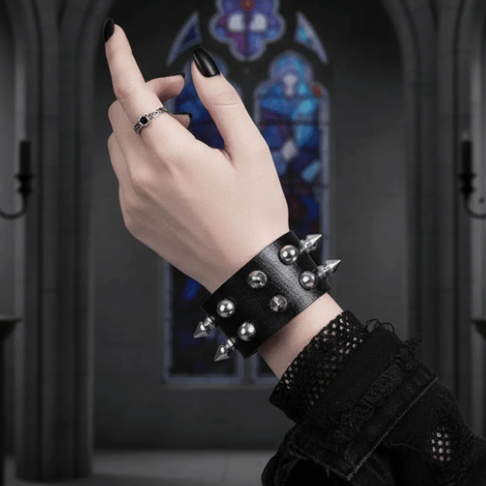 Durable Studded Leather Wristband Polished Alloy Studs Adjustable Snap Closure Gothic Rock Cuff Soft Inner Linin