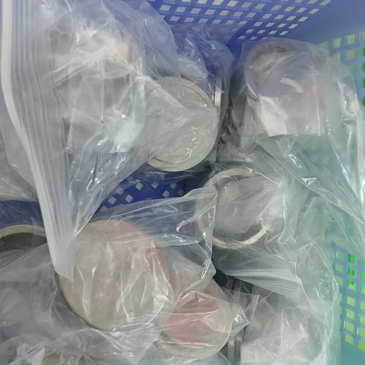 

HBC 1Pc Dental Bone Meal Mixing Bowl Dentistry Implant Instrument Bone Powder Cup Stainless Steel Mixing Bowl Dentist Tools