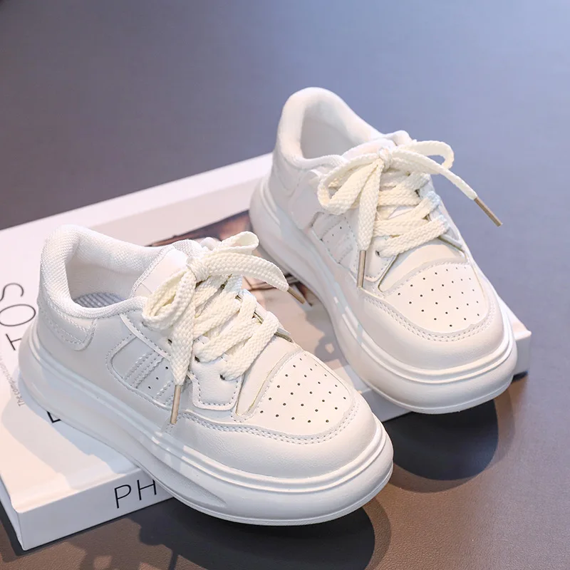 

Children Sneakers Soft Sole Non-slip Students School White Shoes Comfortable 2025 New Kids Sports Shoes Casual Striped Trendy