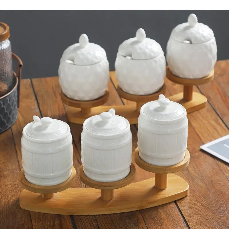 

Ceramic Seasoning Jars Salt and Pepper Shakers Spice Set 3 Piece Kitchen Tools Box Accessories