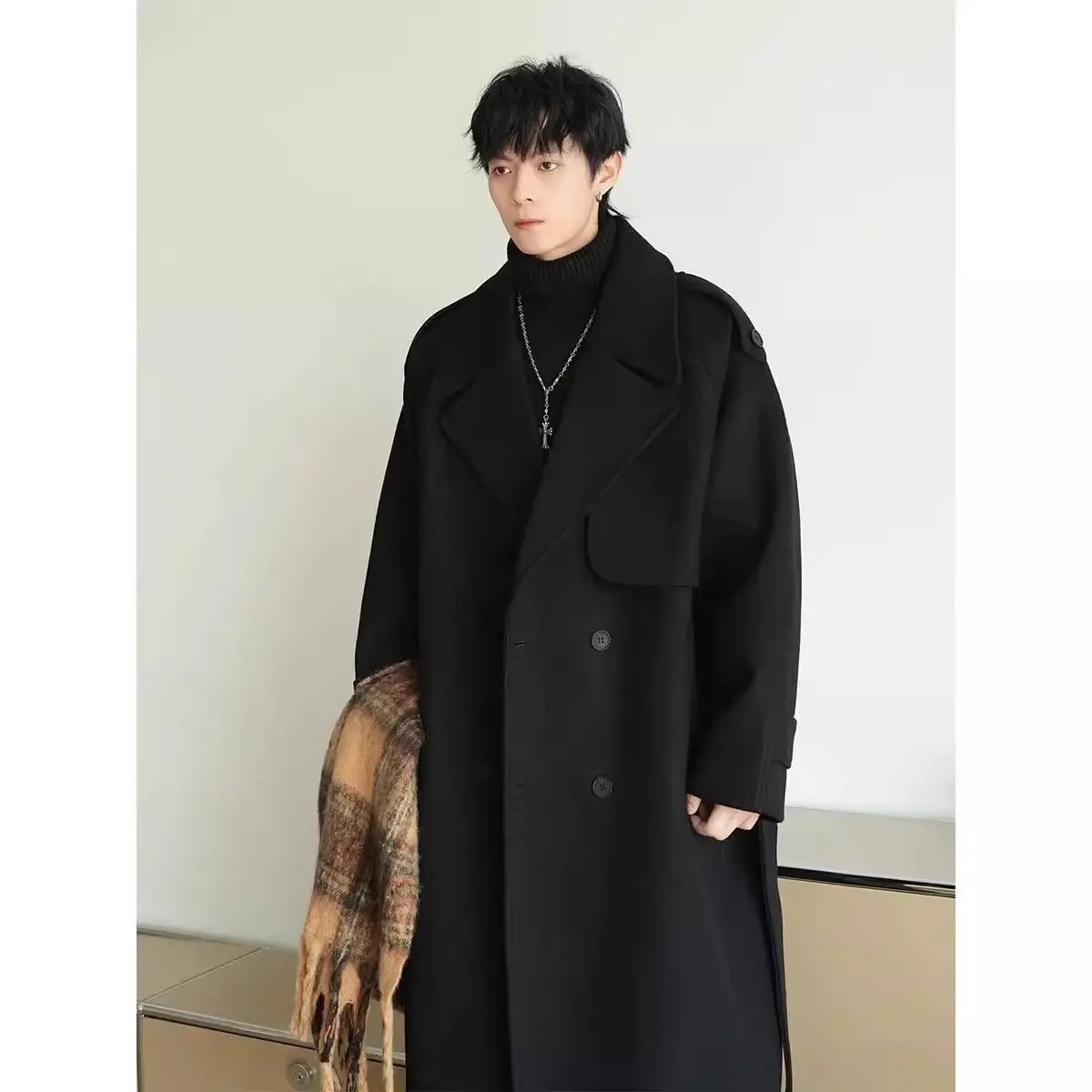 

Пальто из шерстяной смеси, желтое, мужское, с воротником хенли, базовое, классическое, незаменимое, основное, в стиле хенли.