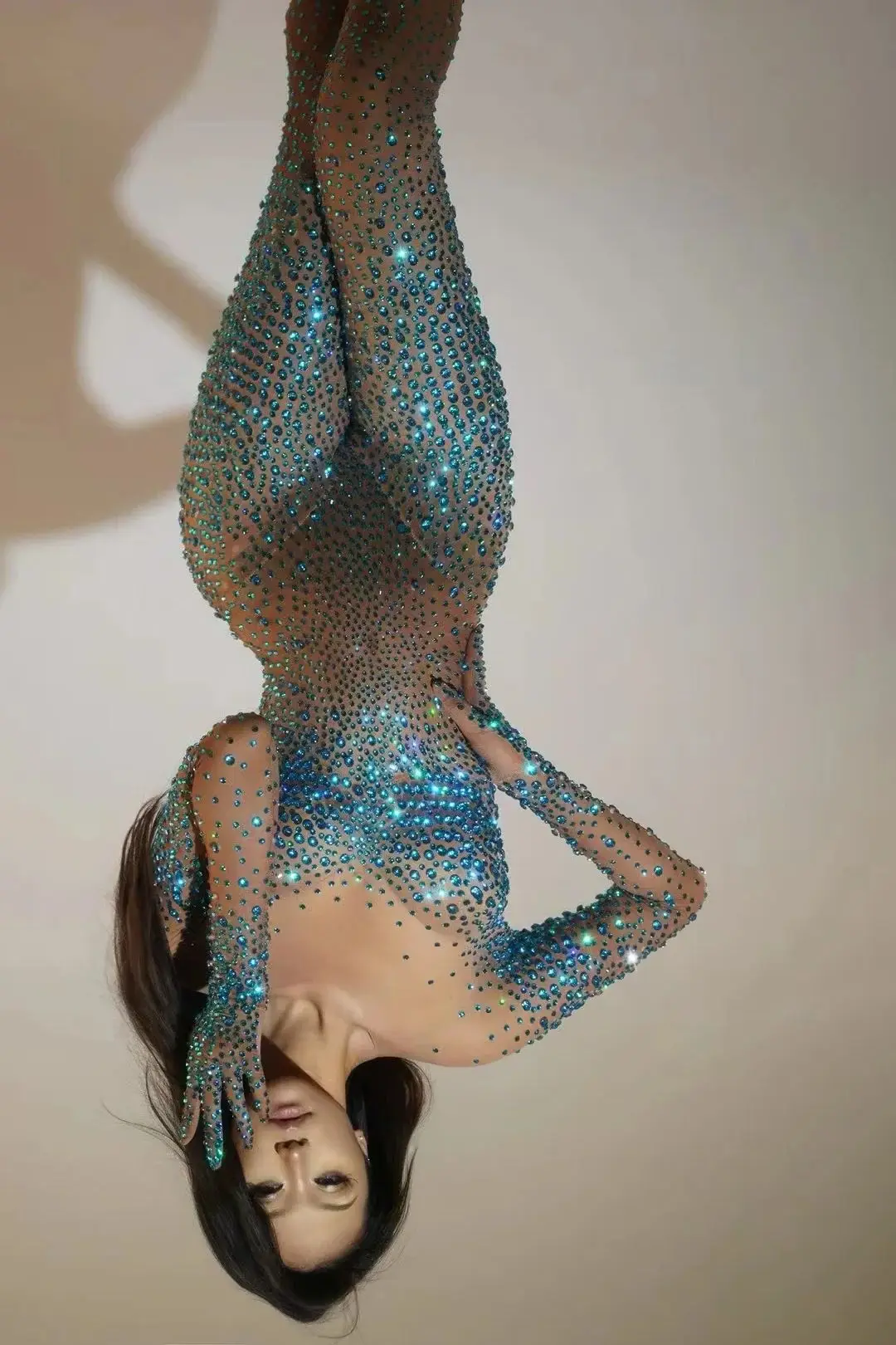 

Women Sexy Diamond Shiny Stretch TightJumpsuit Party Bar Nightclub Dj Female SingerStage Performance Clothing Tiaotiaotang