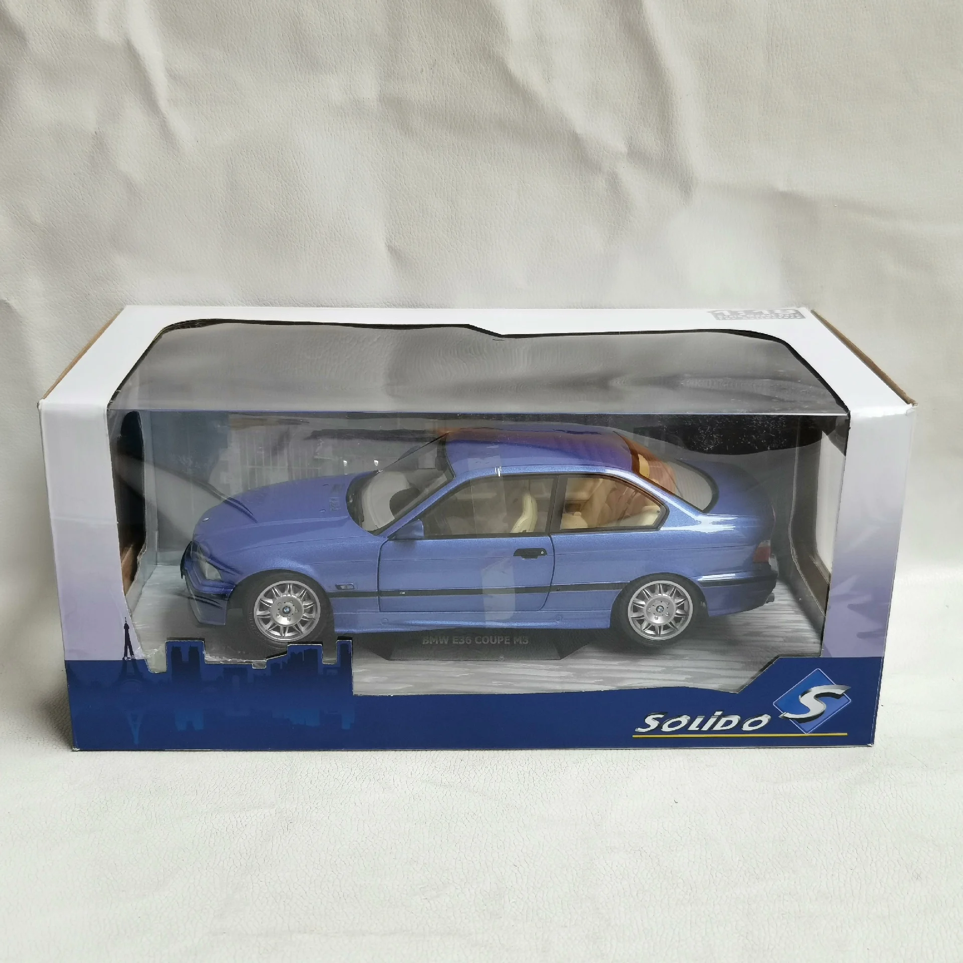 

Diecast SOLIDO 1/18 Scale BMW E36 M3 1990 BMW Alloy Car Model Collectible Toy Gift Souvenir Display Ornament