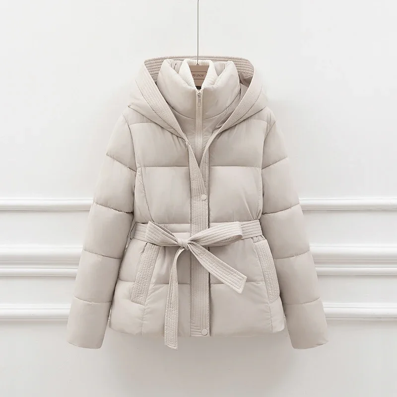 Cappotto invernale da donna Piumino caldo con cappuccio Cintura in vita Cappotto corto isolato marrone Capispalla casual da donna alla moda