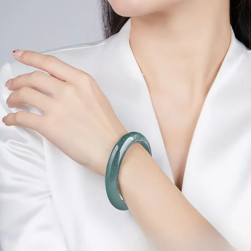 

Высококачественный браслет из натурального нефрита сине-зеленого цвета, размер 54-62 мм, модные женские персонализированные украшения, праздничный подарок