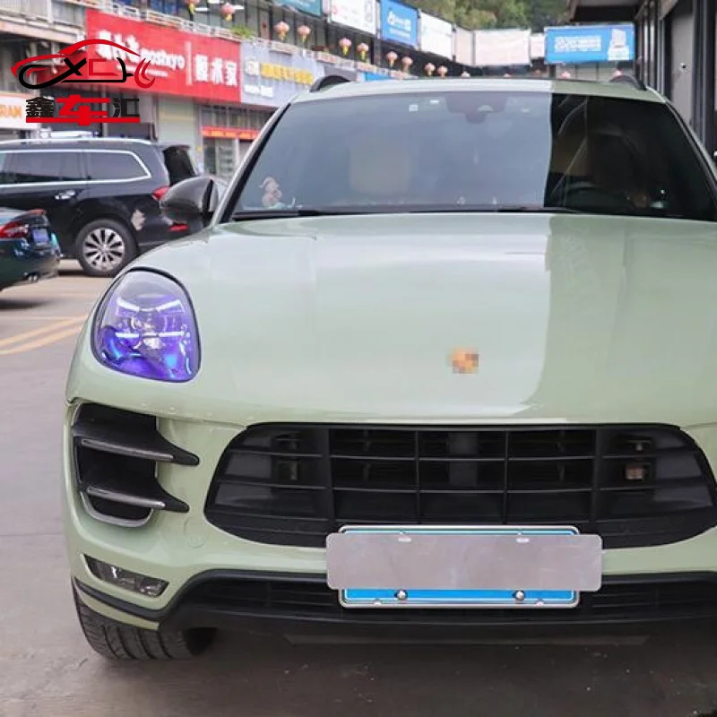 

For 2014-2020 Porsche Macan headlight assembly upgrade with new high-spec LED daytime running lights and projector headlights.