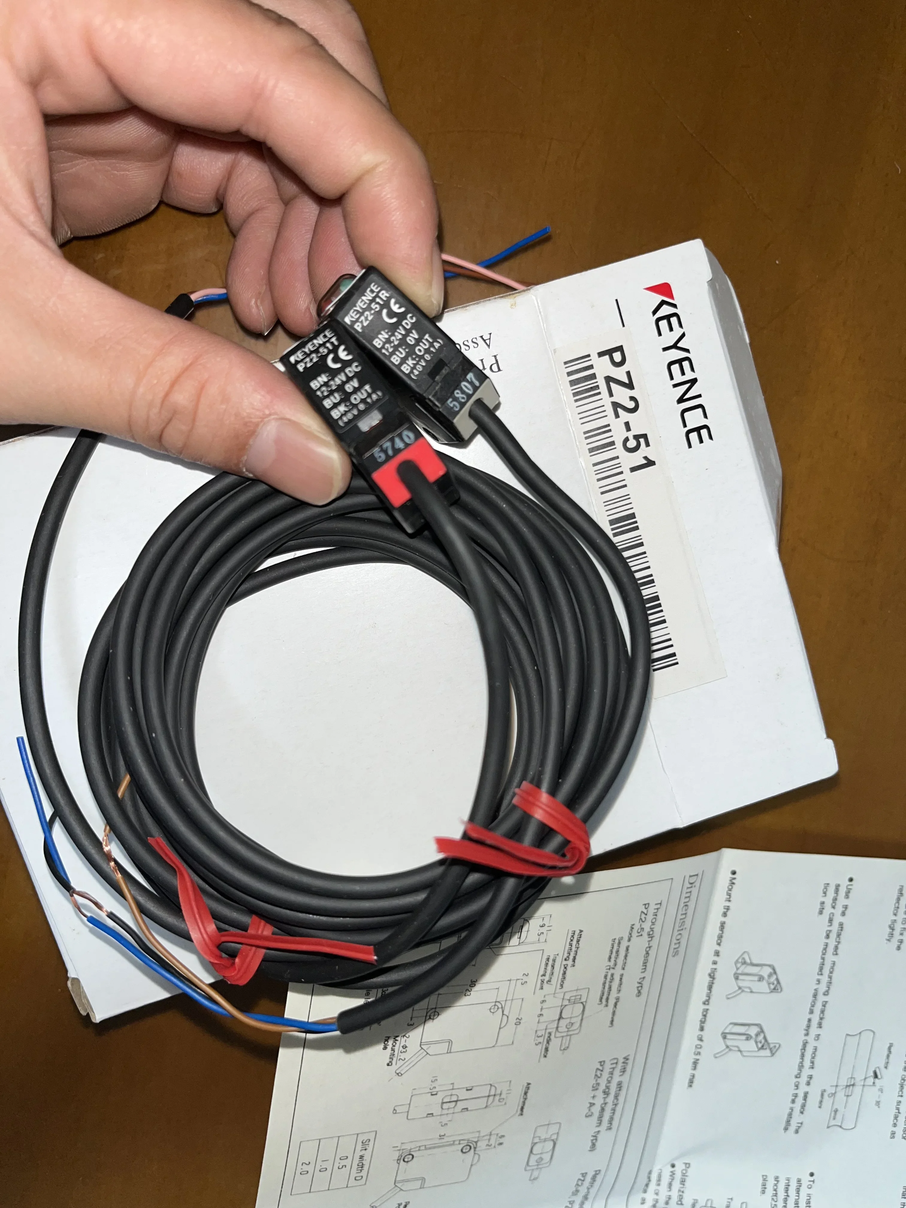 

For PZ2-51 KEYENCE photoelectric sensor 12-24 VDC