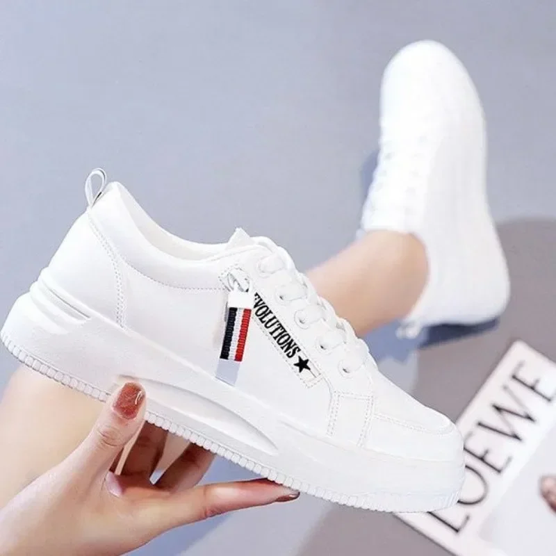 2024 Spring Festival New White Sports Shoes Women\'s Casual Flat Shoes Low-top Vulcanized Shoes Side Zipper Style Sneakers