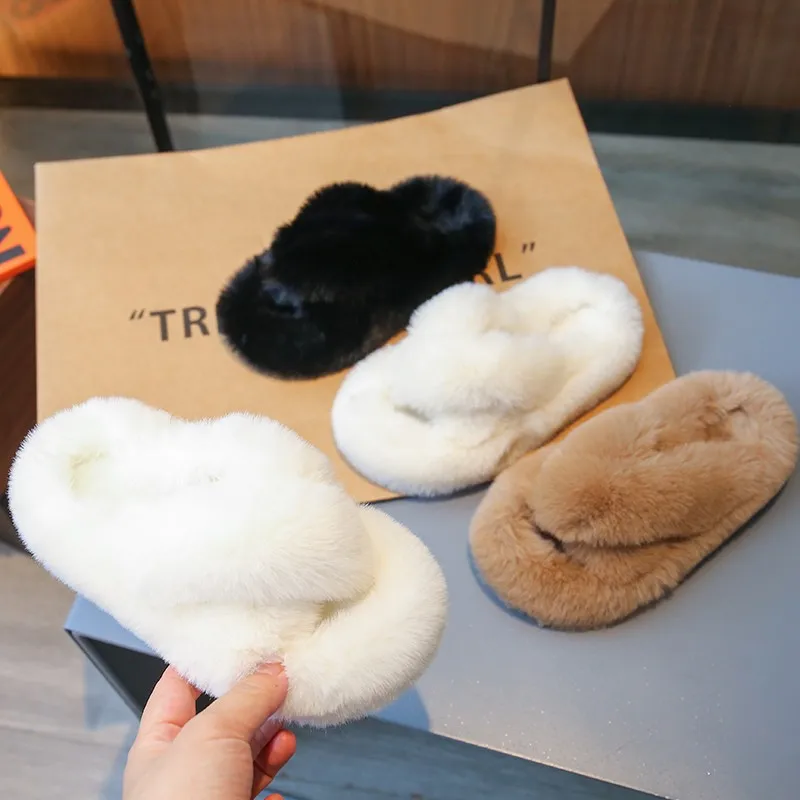 

2025 Winter New Kids Warm Slippers Fur Boys Girls Fashion Shoes Non-Slip Solid Color Children Indoor Shoes Soft Sole Sweet