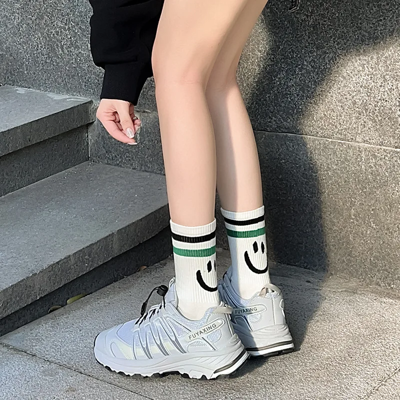 Early fall new striped women's mid-tube socks Spring and autumn thin sports socks student stockings