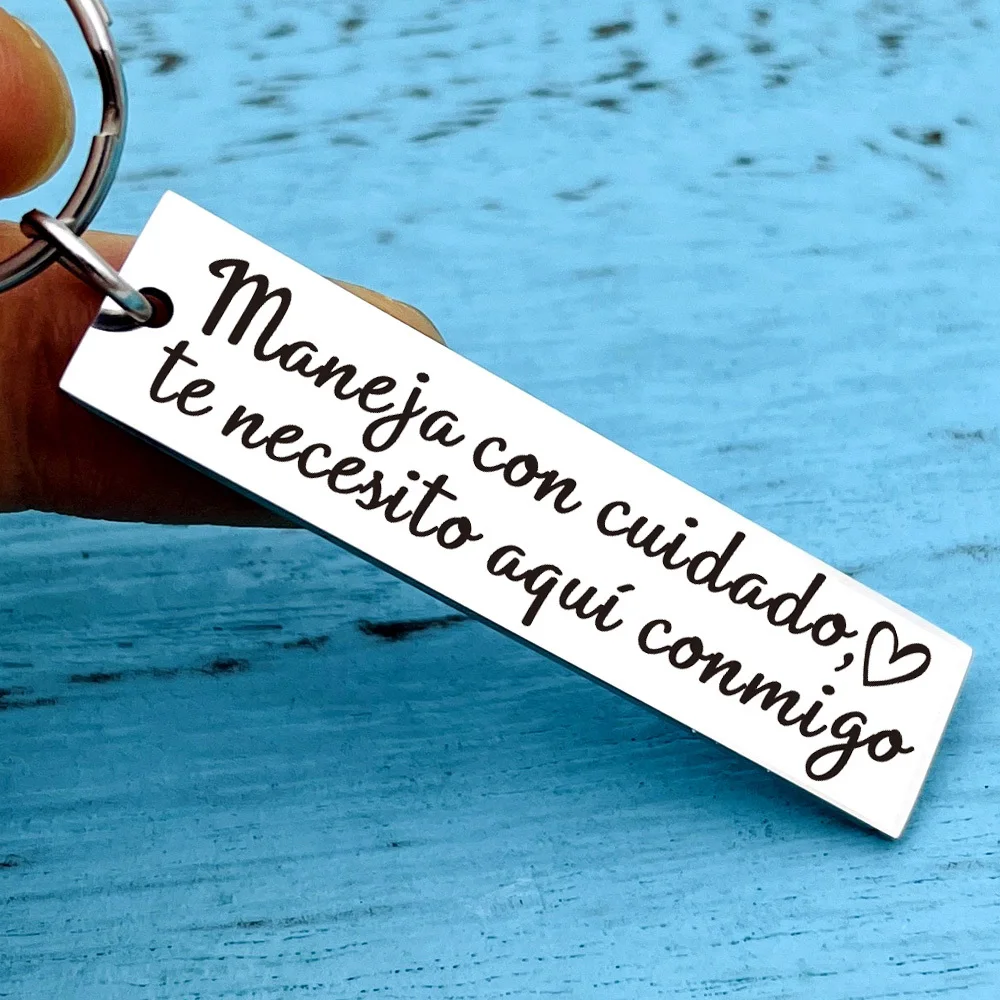 Spanish-style Heart Pattern Keychain, Unique Gift