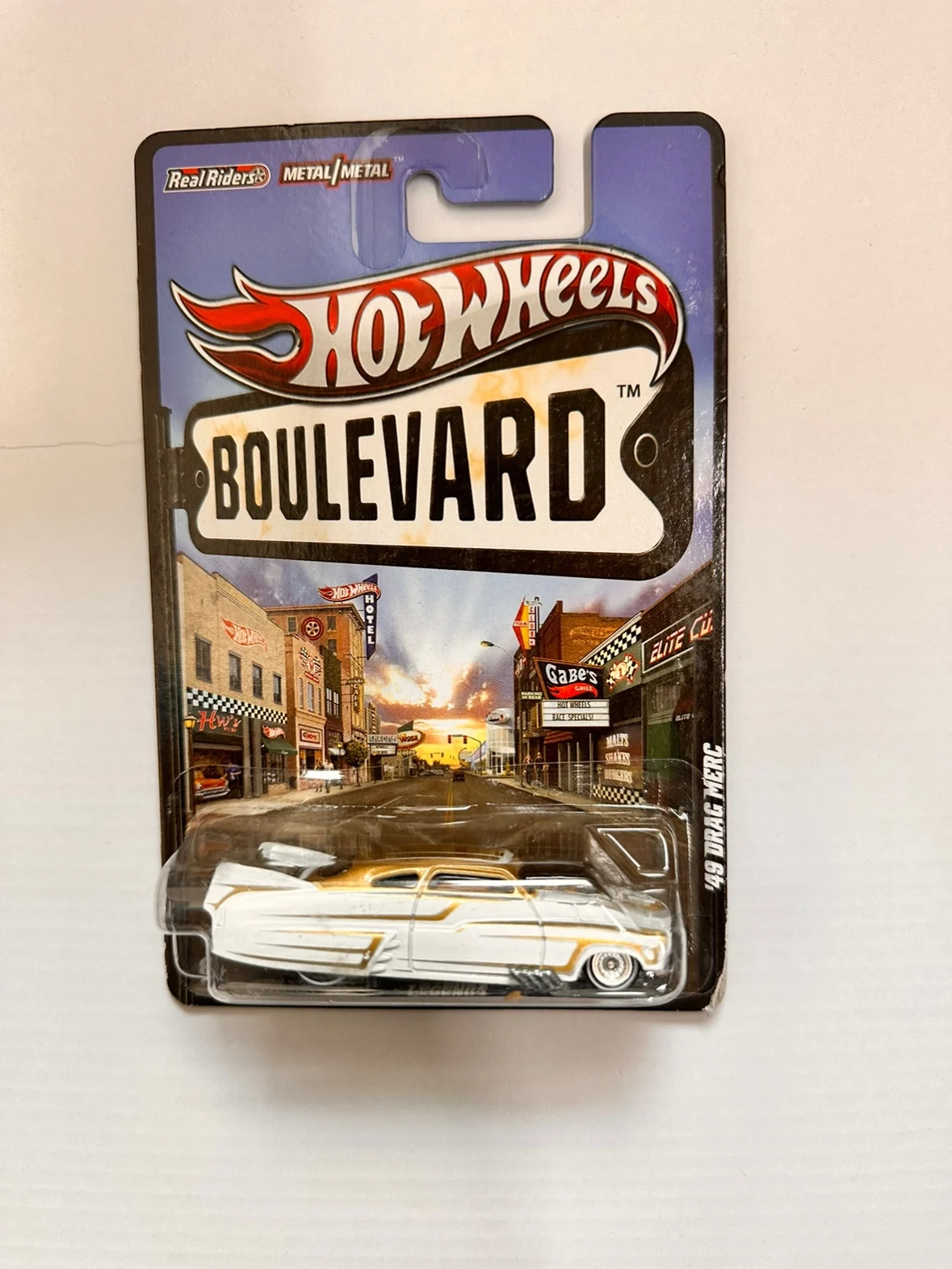 Hot Wheels Old Version Boulevard 1/64 Metal Die-cast Model Collection Toy Vehicles GJT68