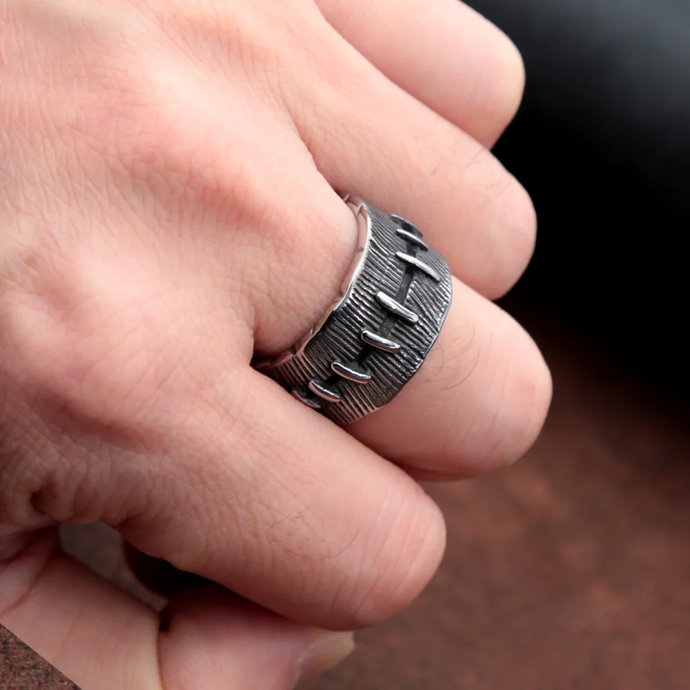 Fashion Mens Punk Biker Ring Creative Chimeric Suture Stainless Steel Rings for Women Vintage Gothic Jewelry Size 7 to Size 13