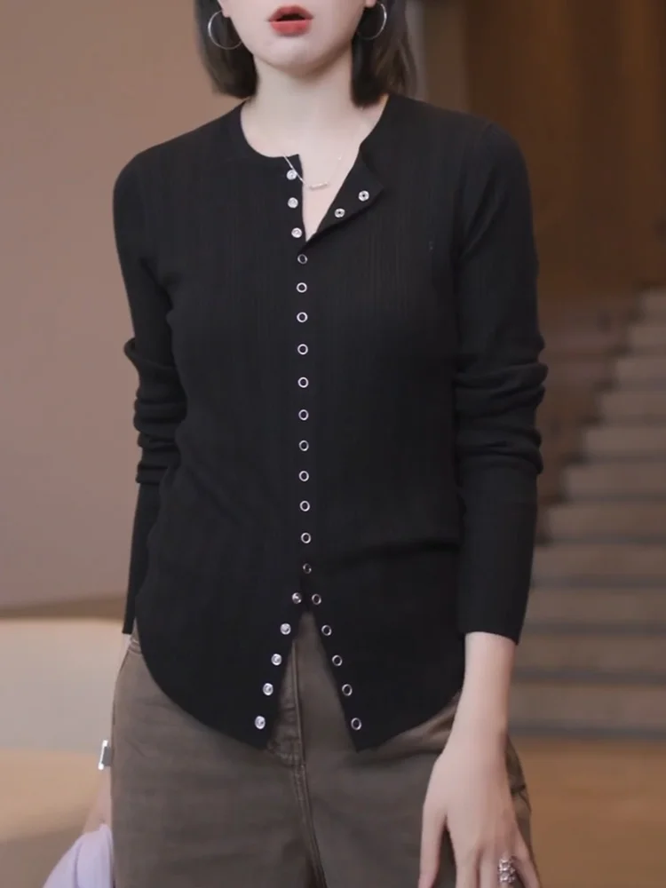 

Новый осенний женский трикотажный топ-база с V-образным вырезом, облегающий, однотонный, простой дизайн, большие размеры