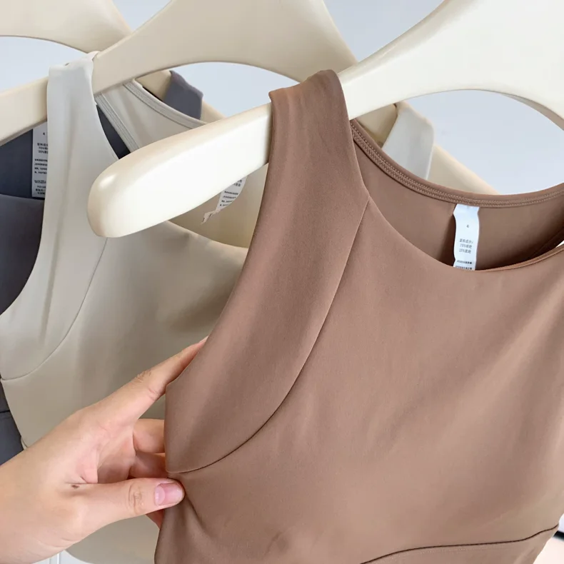 Stoßfester, hochintensiver Fitness-BH mit integrierten Cups, geeignet für Laufen, Yoga, mit schönem Rückendesign, atmungsaktiver Sport-BH für Frauen. – Detail 13