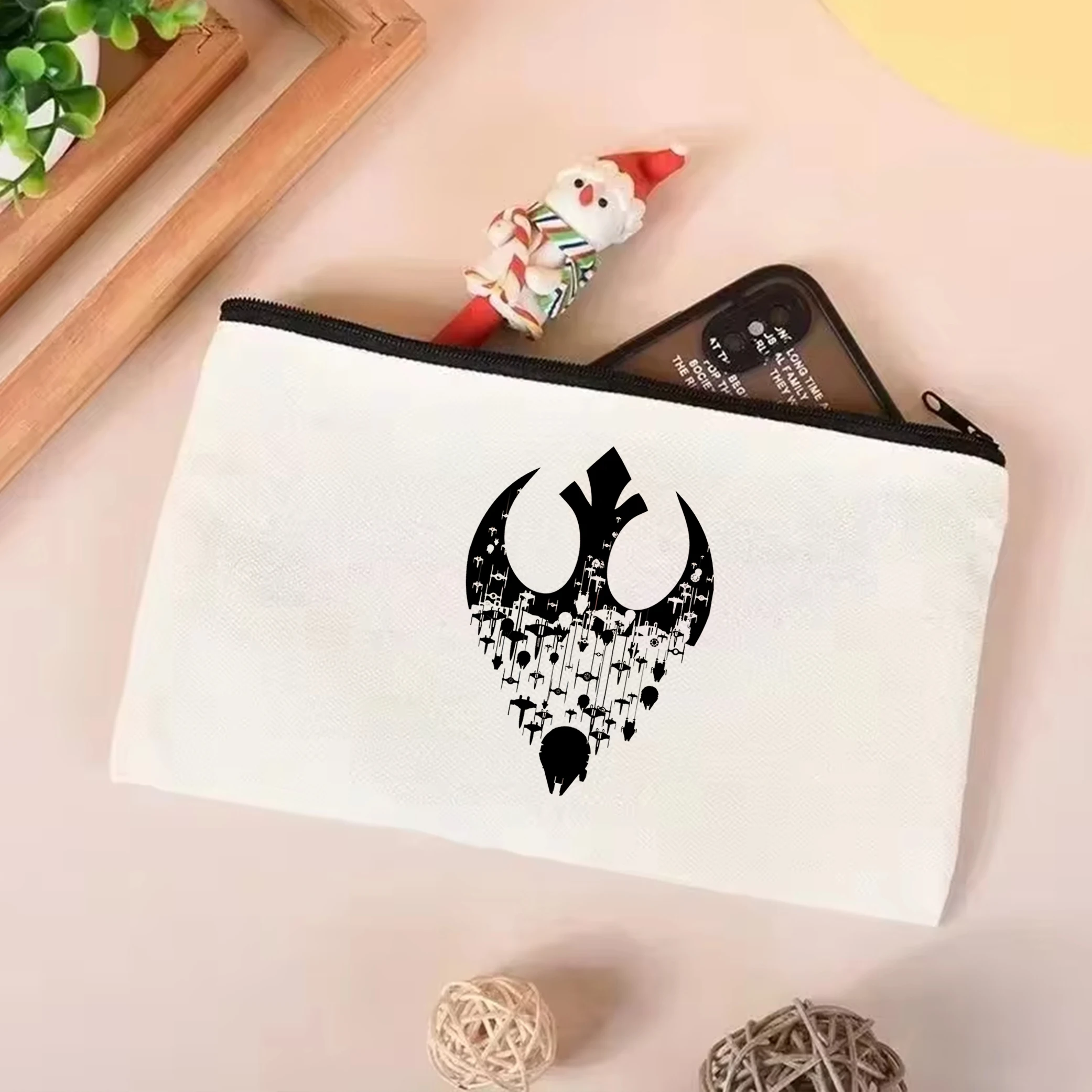 MINISO Star wars Rebel graphic tote bag Resistance canvas bag Disney Fan Fun Graphic shoulder bag Star wars tote bag Disney Gift