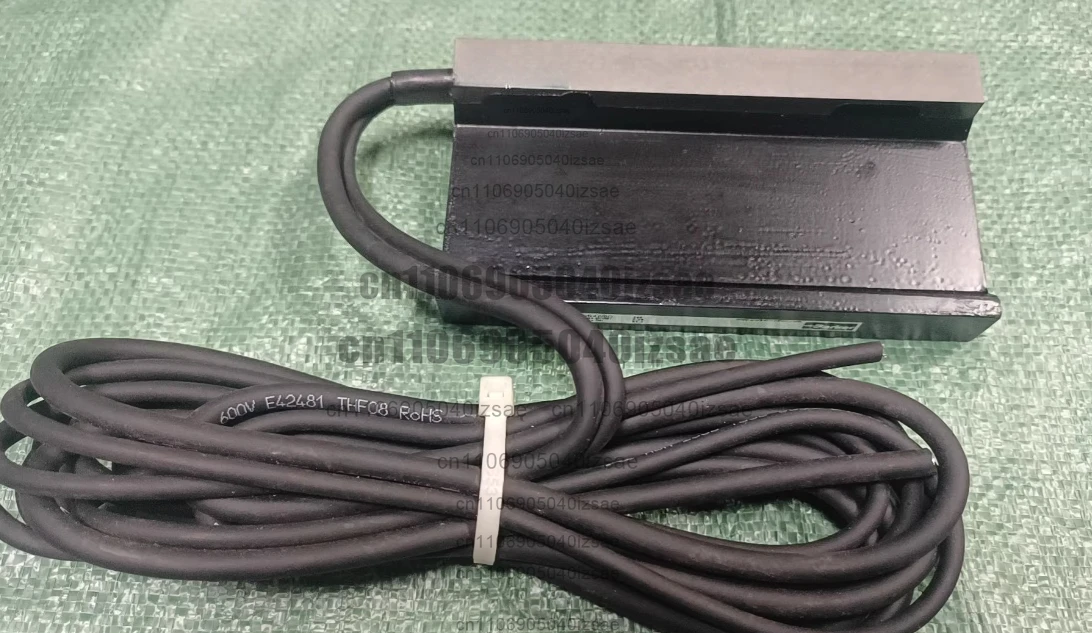 Linear motor 310-2M-NC-WD7S-8 340vdc