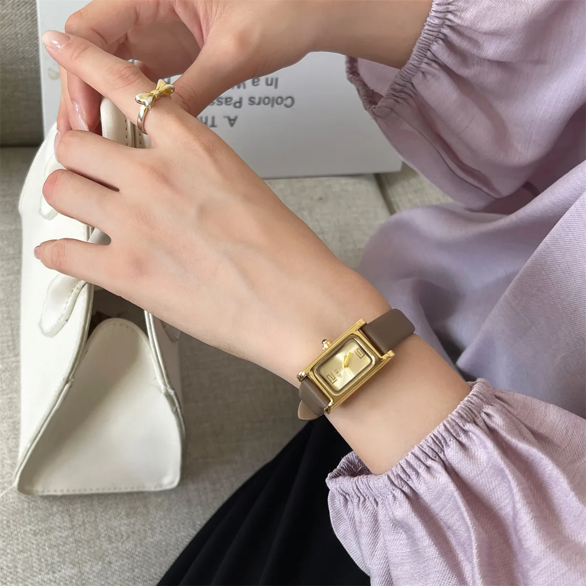 2026年新作レトロ風高級エレガントレディース腕時計、絶妙でシンプルなスタイリッシュなレディース腕時計、高品質レディース腕時計