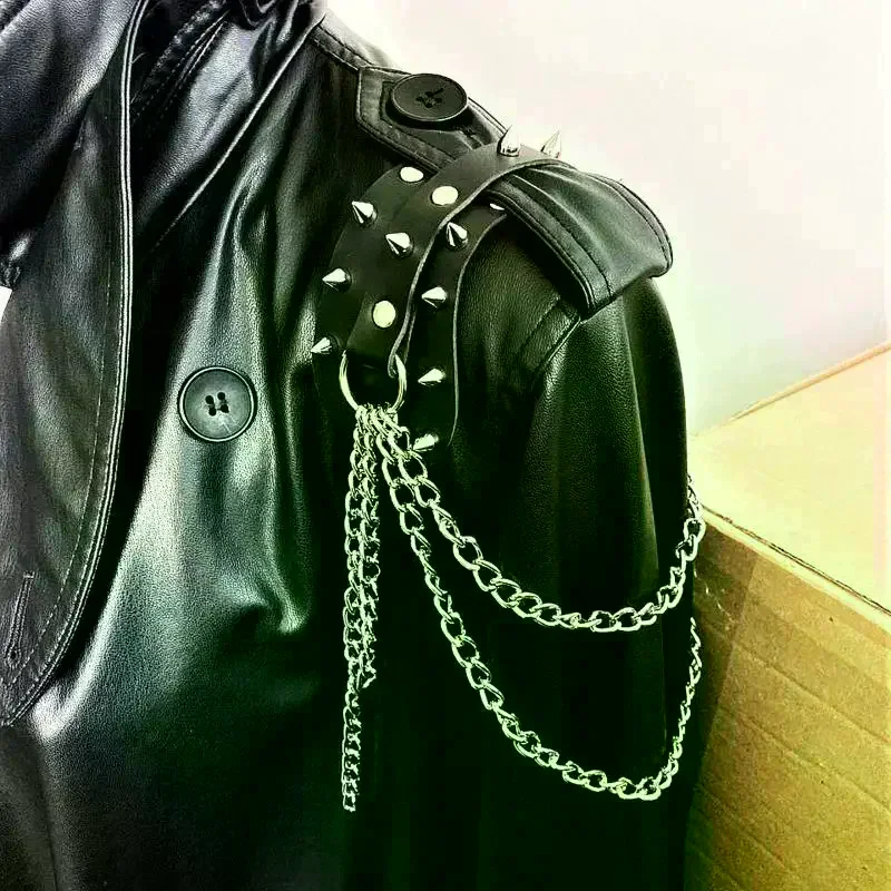 Unisex Leather Shoulder Armor With Rivet Details And Chain Tassel Fashionable Metal Epaulet Accessories For Women Men