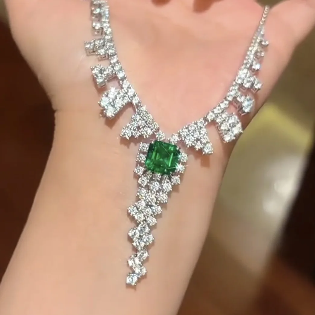 Luxury Lady Lab Emerald Diamond Necklace 14K White Gold Engagement Wedding Chocker Necklace for Women Bridal Jewelry