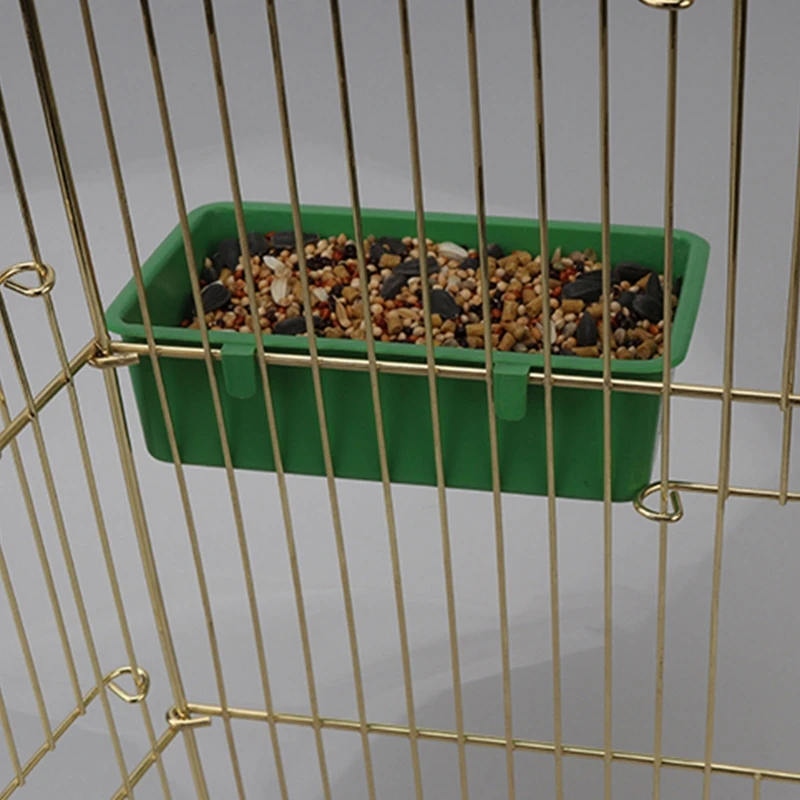 كوب تغذية الطيور للقفص معلقة البلاستيك المياه الغذاء الصواني ل Parakeet حمامة الدواجن تغذية الطيور حمام للببغاء الصغيرة