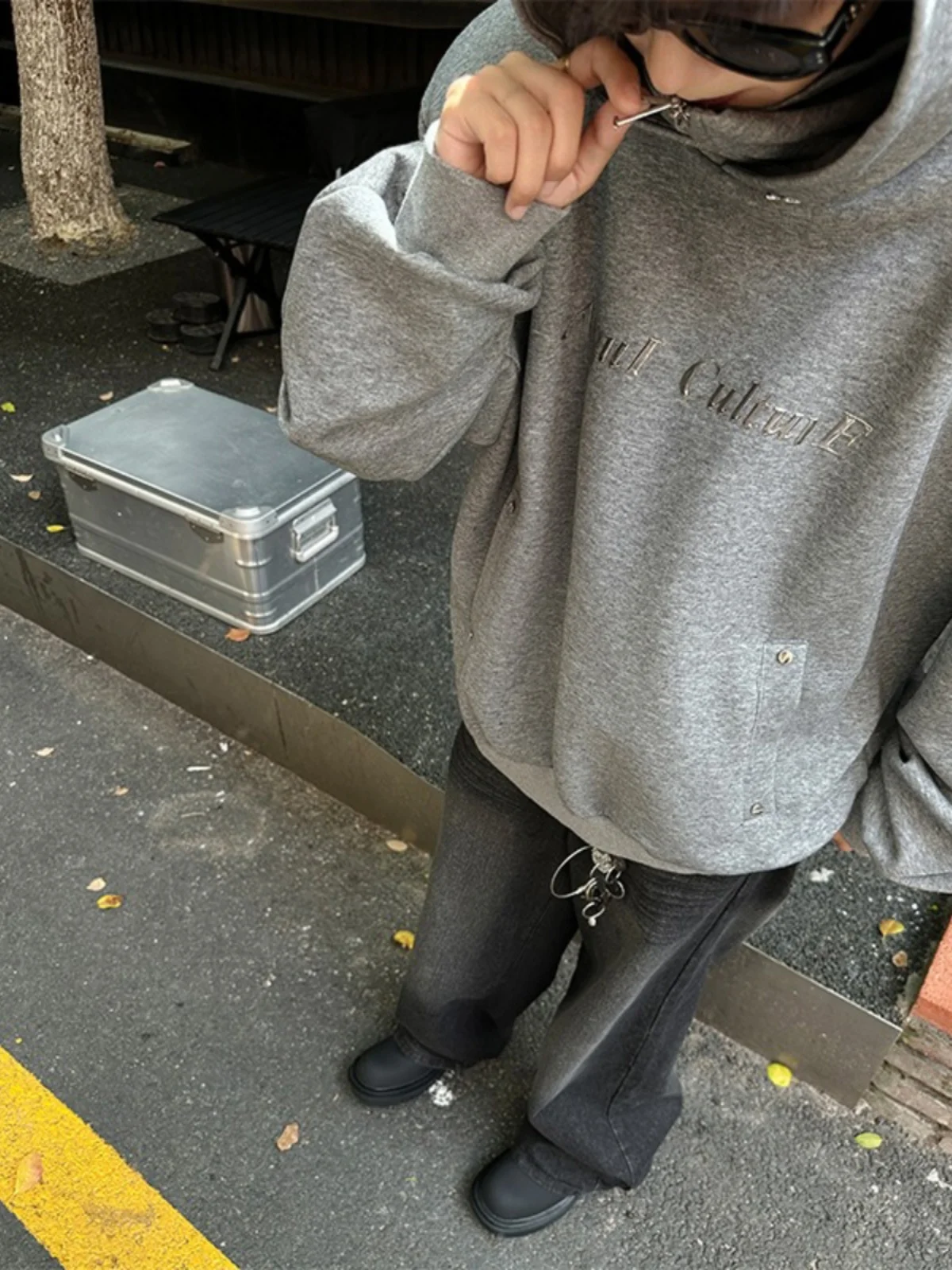 

Мужская двухслойная толстовка с высоким воротником и утепленными плечами, осенне-зимняя, в американском стиле, модный бренд, деконструированный дизайн.