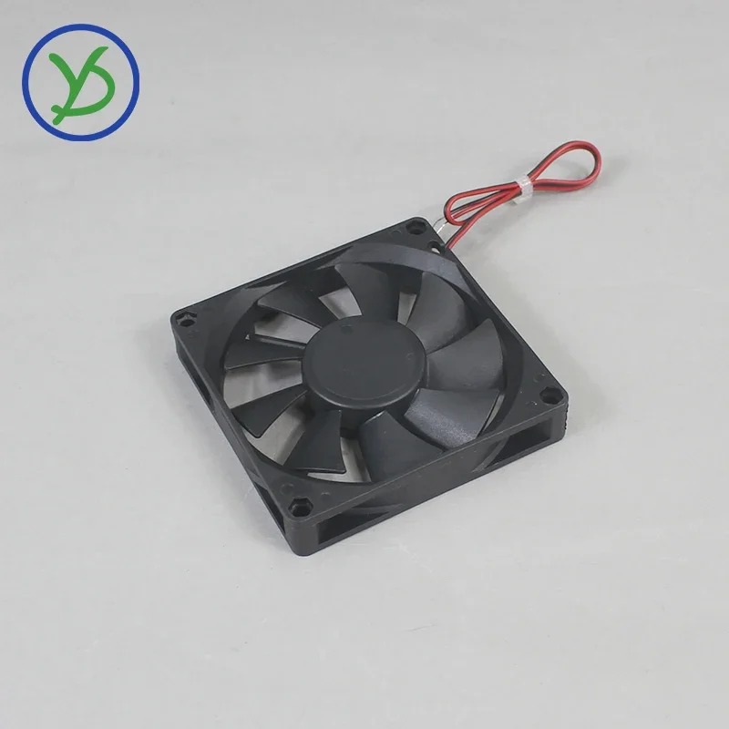 Охлаждающий вентилятор 12 В 24 В 6015 8015 Масляный подшипник Охлаждающий вентилятор постоянного тока Нагреватель Аксессуары Высокоскоростной охлаждающий вентилятор для источника питания шасси