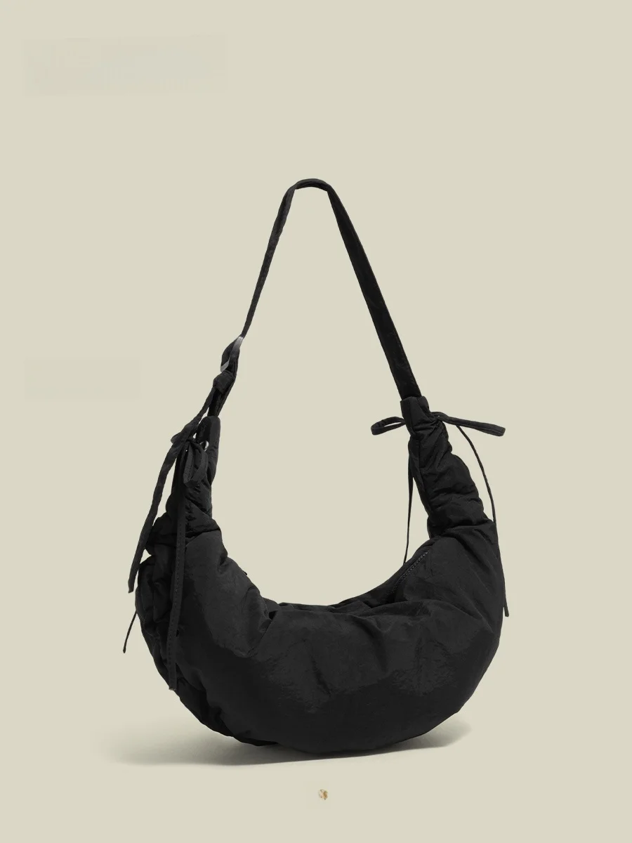 

Повседневная нейлоновая сумка-кроссбоди в форме пельменя для женщин, осенне-зимняя, большая вместимость, легкая, для поездок на работу, на одно плечо