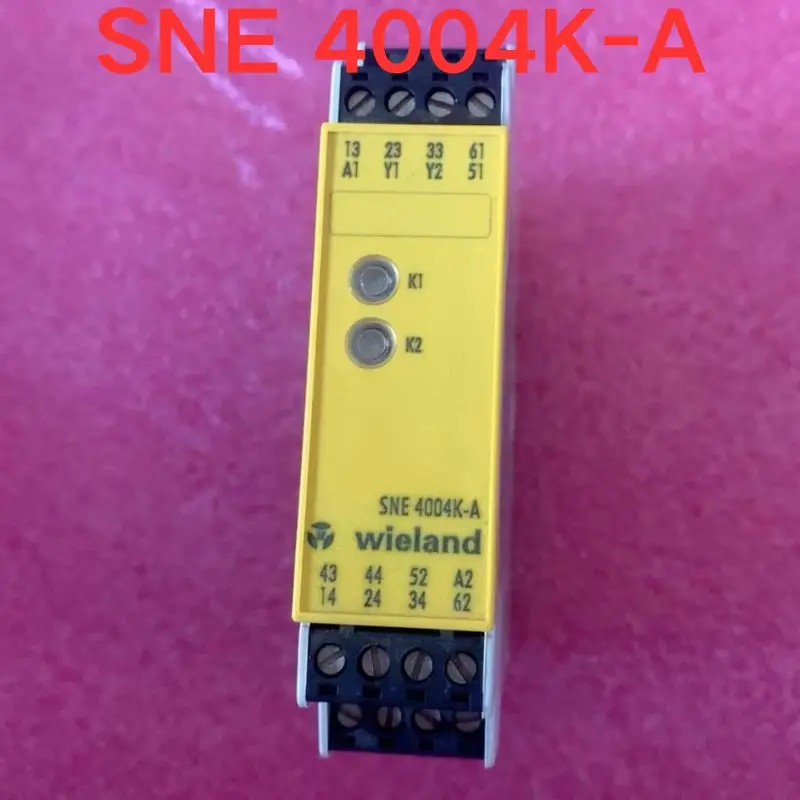 

brand-new, safety relay SNE 4004K-A,SNO 4062K-A