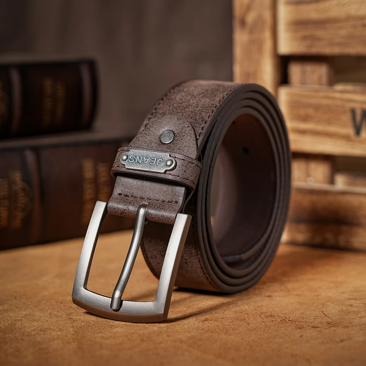 Ein lässiger, individueller und Retro-Gürtel, Bekleidungszubehör im Western-Stil, Metallschnalle, PU-Gürtel, geeignet für Männer und Frauen – Detail 6