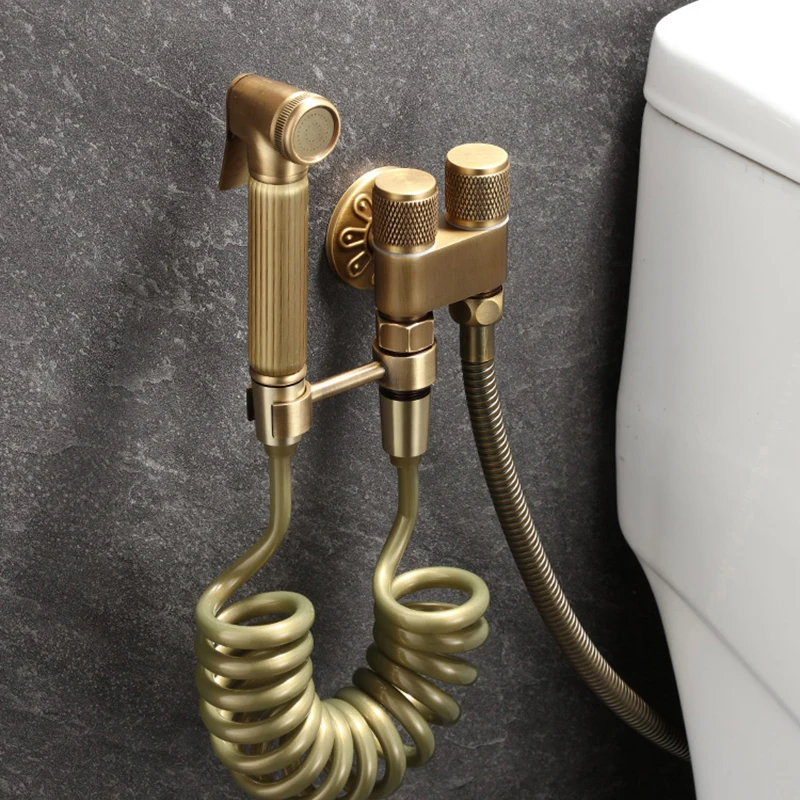 Imagem -02 - Hand Held Bidé Pulverizador Douche wc Kit Bronze Antigo Cabeça de Chuveiro Shattaf Conjunto de Válvulas de Latão Jet Bidé Torneira Torneira do Jardim