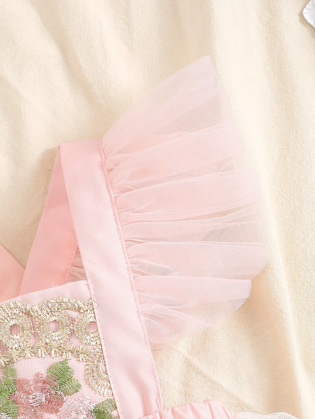 3-24M Summer Style Baby Girl Fashion Halter Embroidery Shoulder Mesh Design Sense Flying Sleeve Jumpsuit With Cute Bow Headband