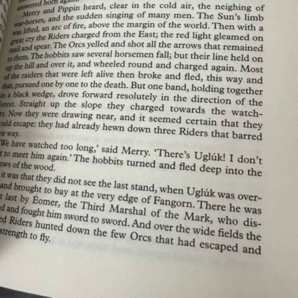 الأبراج الثانية بواسطة J.R.R. تولكين لوتور كتاب 2 ملحمة الخيال هيلم معركة عميقة فرودو وسام رحلة رواية كلاسيكية #4