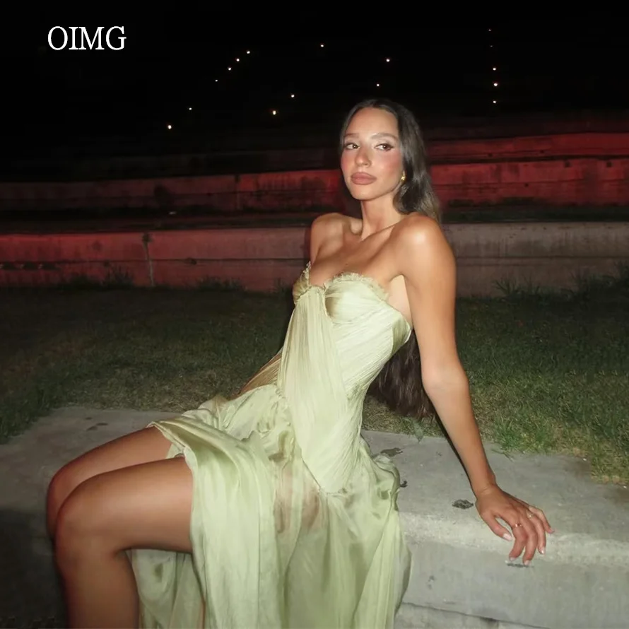 OIMG Hellgrünes, plissiertes Ballkleid in A-Linie, Partykleid mit herzförmigem Ausschnitt, bodenlanges Abendkleid, Kleid für den Abschlussball, maßgeschneidert
